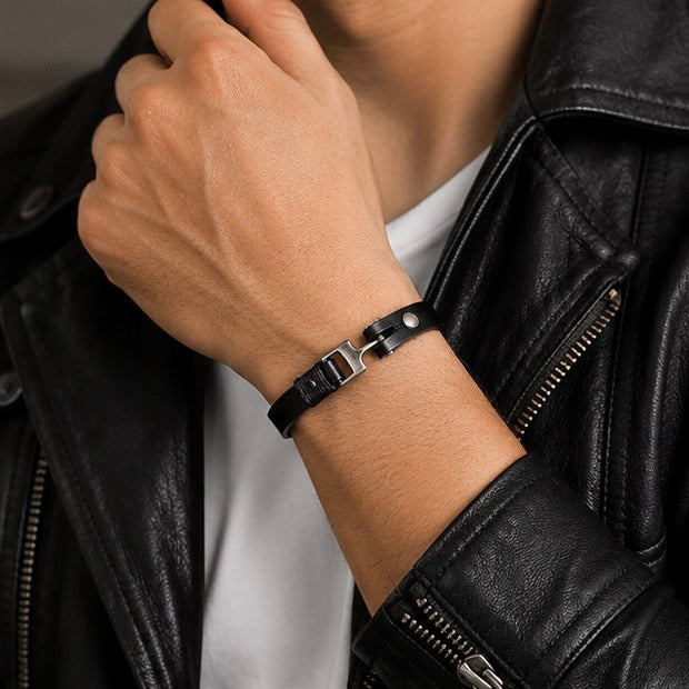 Alloy Cuff Anchor Lock Design Leather Bracelets