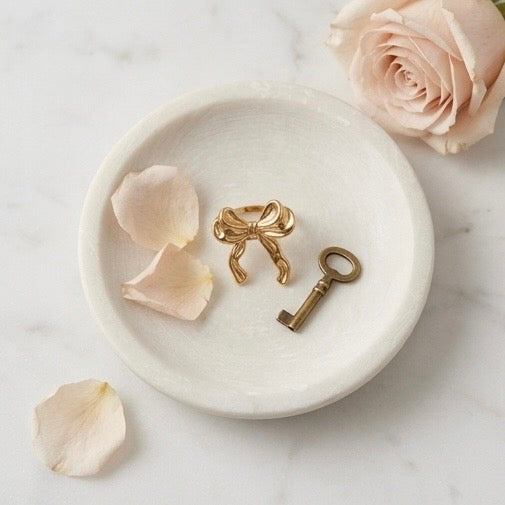 Adjustable Stainless Steel Women Rings Gold Plated 18k Anti Tarnishing (Free Size)