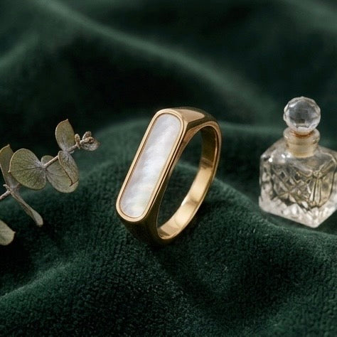 Adjustable Stainless Steel Women Rings Gold Plated 18k Anti Tarnishing (Ring Size 9)