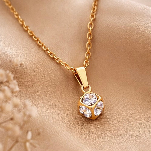 Dainty 18k Anti Tarnish Zircon 3D Square Diamond Pendant Non Fading Jewellery (40+5cm)