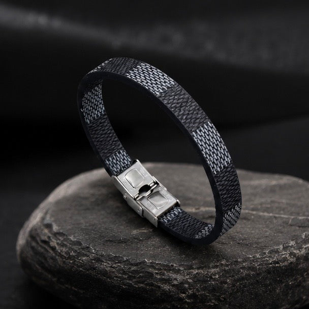 Professional Simple look Bracelet for Formals and Casuals