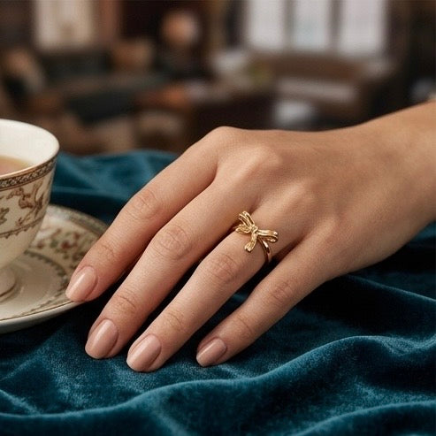 Adjustable Stainless Steel Women Rings Gold Plated 18k Anti Tarnishing (Free Size)