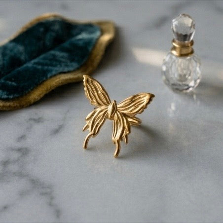 Adjustable Stainless Steel Women Rings Gold Plated 18k Anti Tarnishing (Free Size)