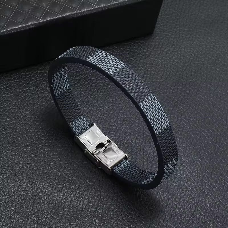 Professional Simple look Bracelet for Formals and Casuals