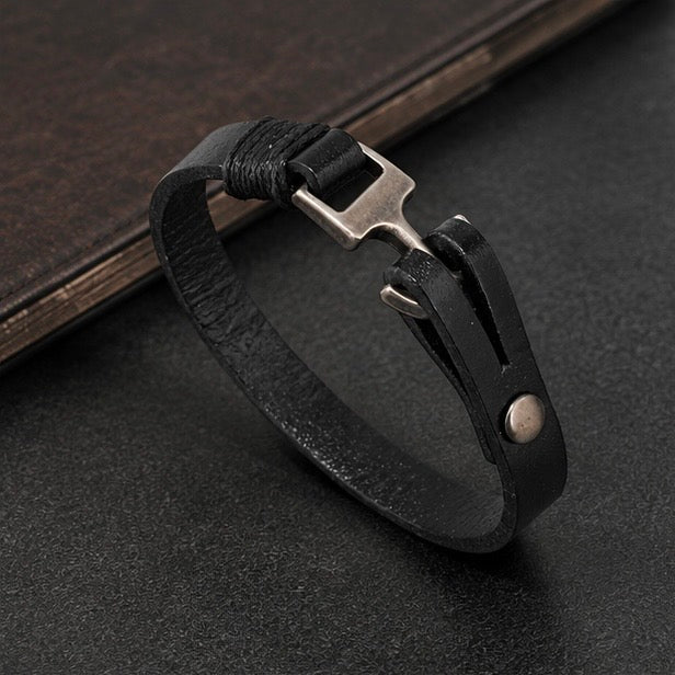 Alloy Cuff Anchor Lock Design Leather Bracelets