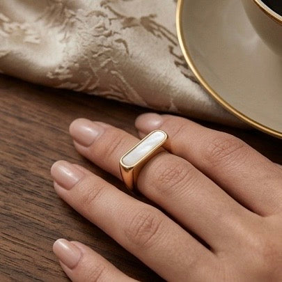 Adjustable Stainless Steel Women Rings Gold Plated 18k Anti Tarnishing (Ring Size 9)