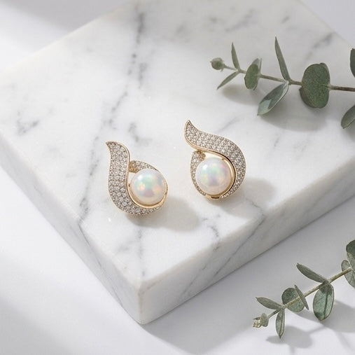 Maple Leaf Pearl Studs Earrings