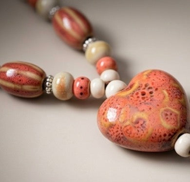 Heart shaped stone pendant necklace
