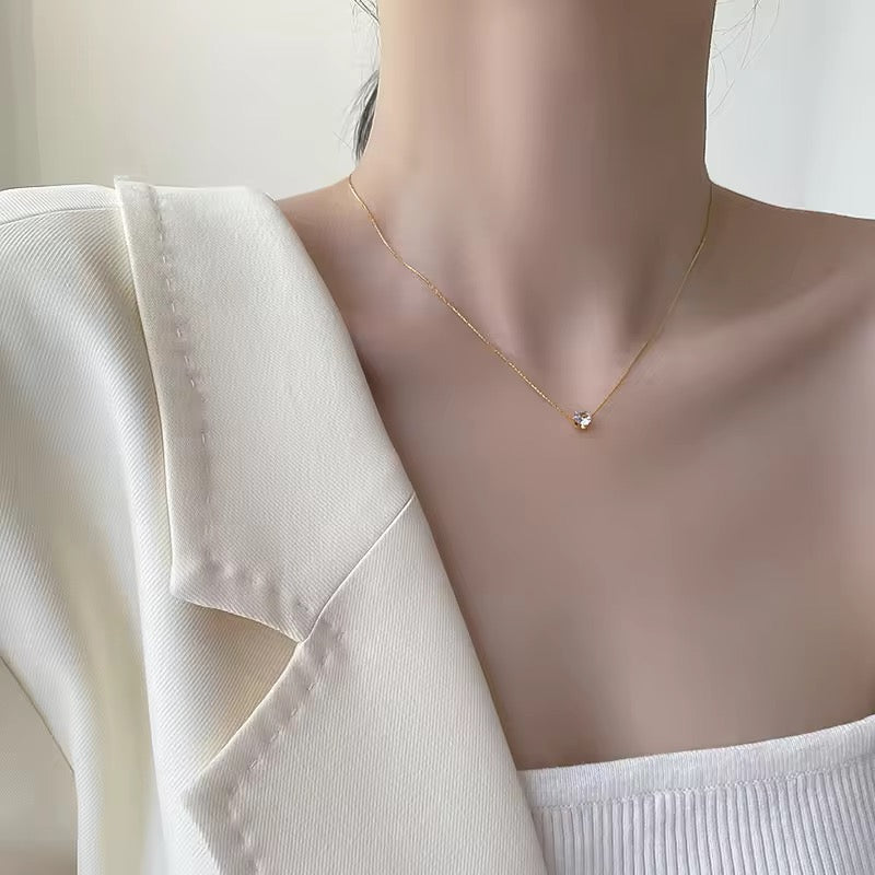 Korean New Design Zircon Keel Necklace for Women