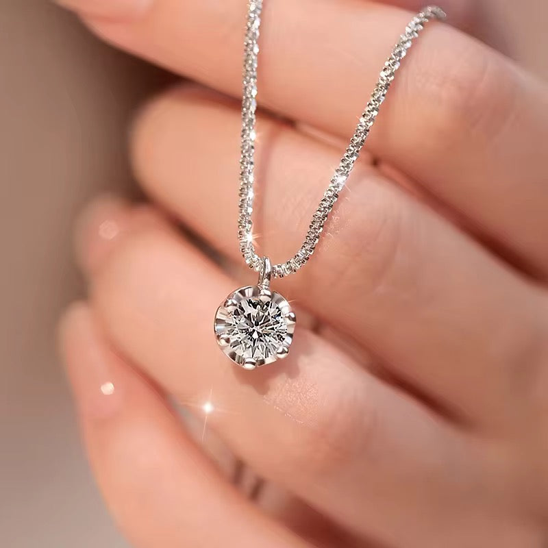Trendy Women's Collarbone Luxury Chain