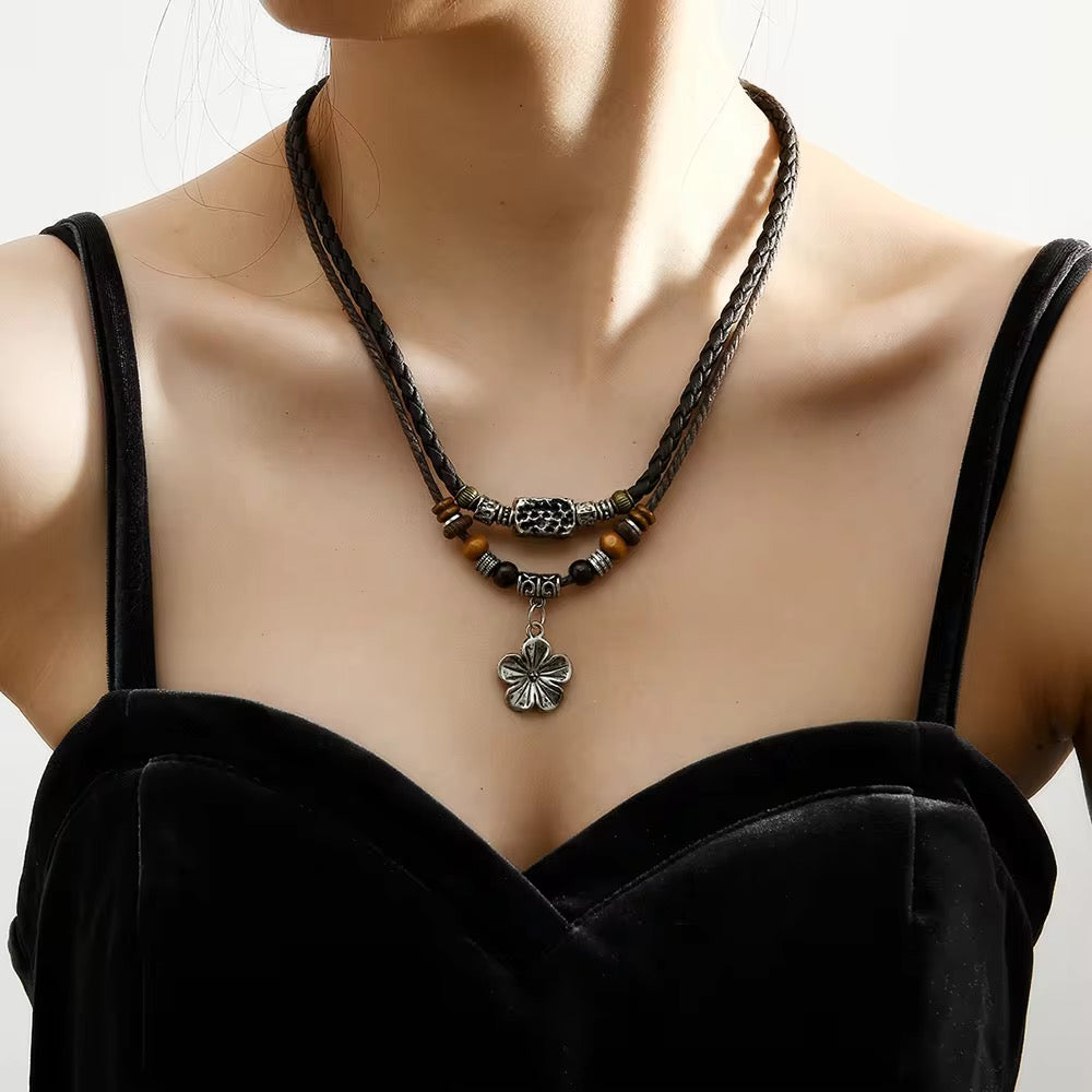 Double Layer Flower Pendant Necklace